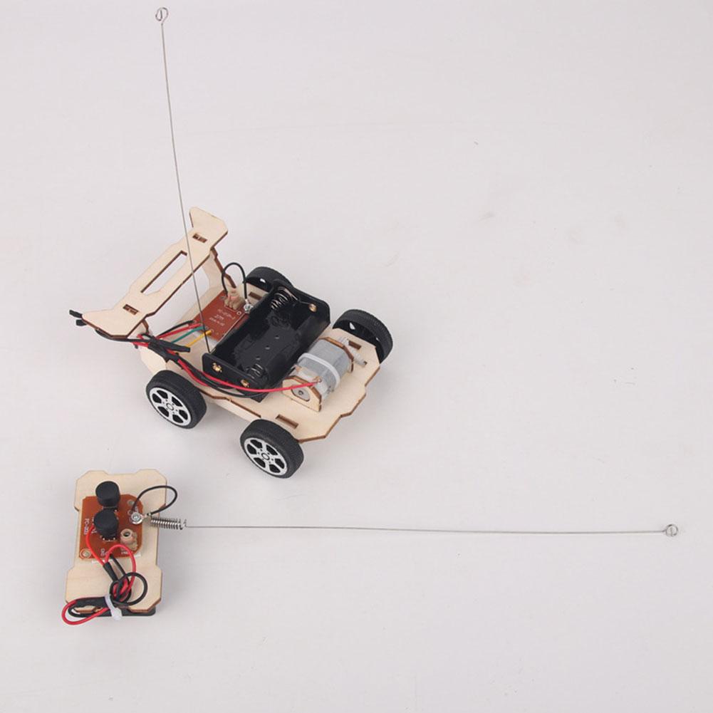 Modèle de voiture de course té - Science And Invention avis et prix